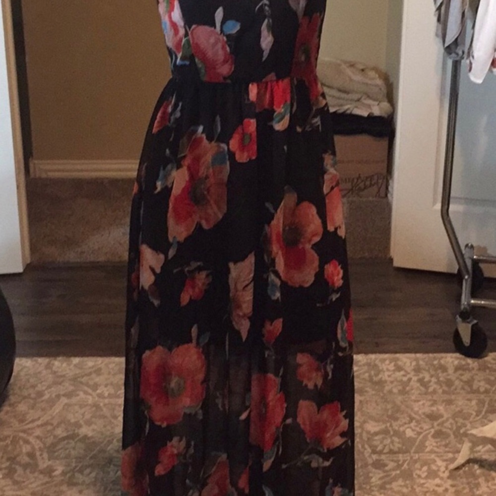 Floral maxi dress - Picture 3 of 3